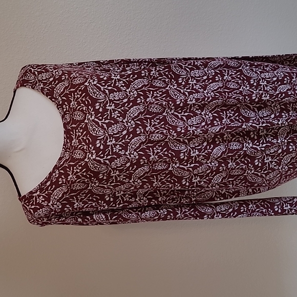 Old Navy Tops - Long Sleeve Blouse L Long Top